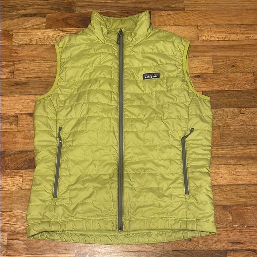 Patagonia Green Quilted Vest with Stand-Up Collar